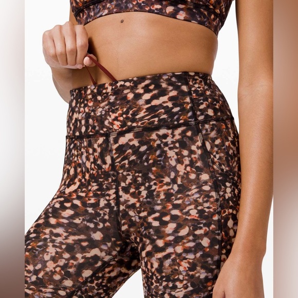 Lululemon Invigorate High-Rise Tight 25" Motion Flux Multi (Size 2) - Picture 4 of 17